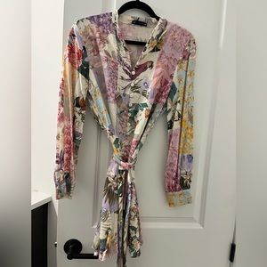 Floral pattern Zara dress, button up with tie waist